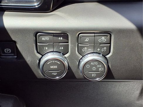 New 2026 GMC Sierra 1500 AT4X AWD/4WD image 16