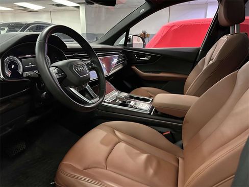 Used 2023 Audi Q7 2.0T Premium w/ Convenience Package image 13