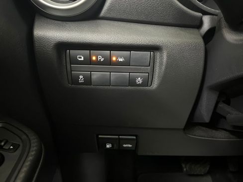 Used 2025 Nissan Versa S w/ S Plus Package image 55