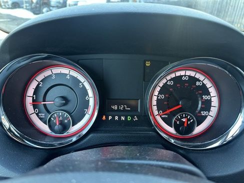 Used 2019 Dodge Grand Caravan SXT image 6