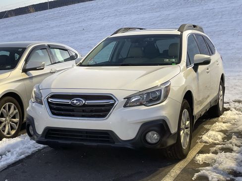 Used 2019 Subaru Outback 2.5i Premium w/ Popular Package #2 image 6