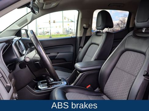 Used 2018 Chevrolet Colorado Z71 image 10