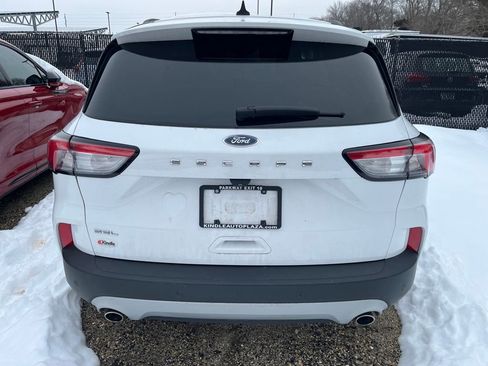 Used 2022 Ford Escape SEL image 3