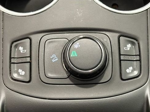 Certified 2018 GMC Terrain SLE w/ Driver Convenience Package FWD image 18