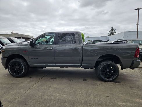 New 2026 RAM 2500 Laramie AWD/4WD image 4
