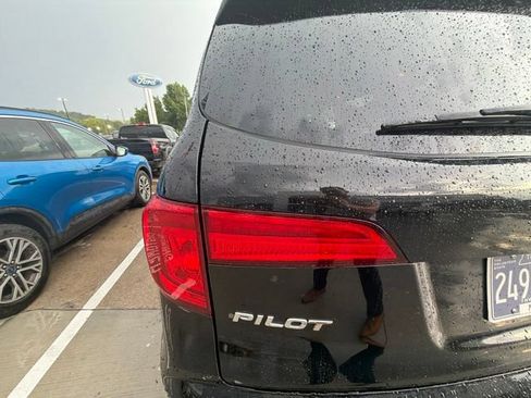 Used 2017 Honda Pilot Elite image 30