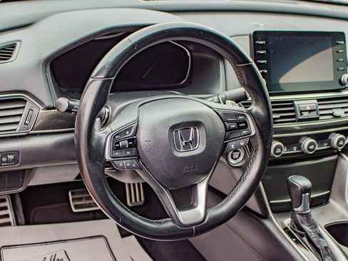Used 2019 Honda Accord Sport image 22