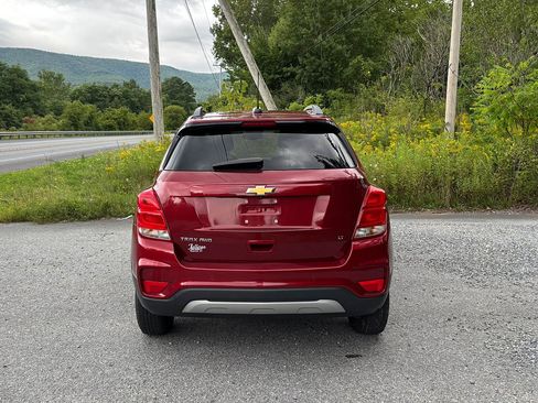 Used 2018 Chevrolet Trax LT w/ Driver Confidence Package AWD/4WD image 5