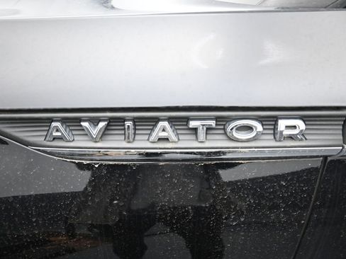 Used 2020 Lincoln Aviator Reserve w/ Equipment Group 201A image 14