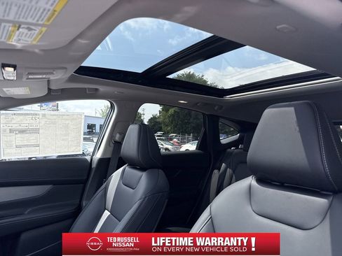 New 2025 Nissan Murano SL image 28