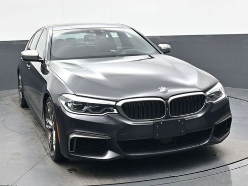 Used 2018 BMW M550i xDrive image 11