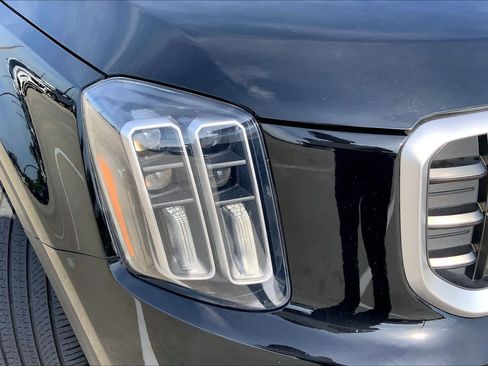 Used 2025 Kia Telluride SX FWD image 27