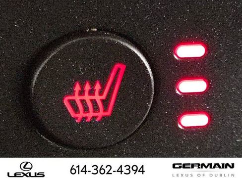 Used 2019 Ford Edge Titanium w/ Cold Weather Package image 34