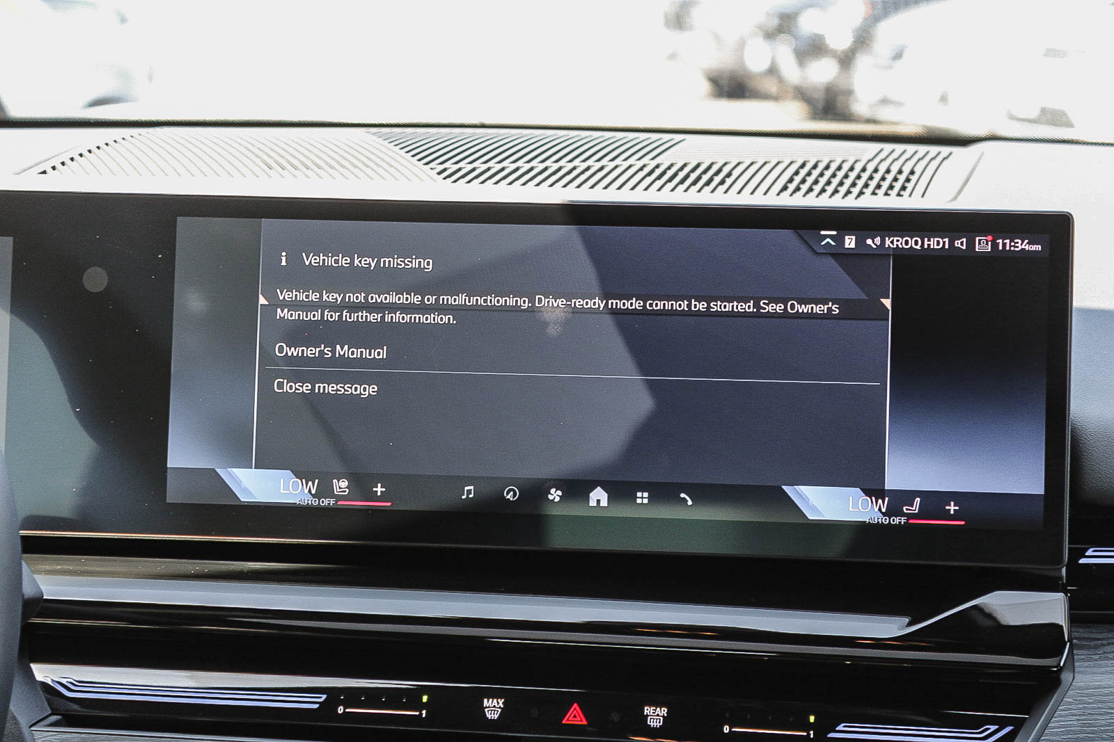 Used 2024 BMW 530i w/ Convenience Package RWD image 16
