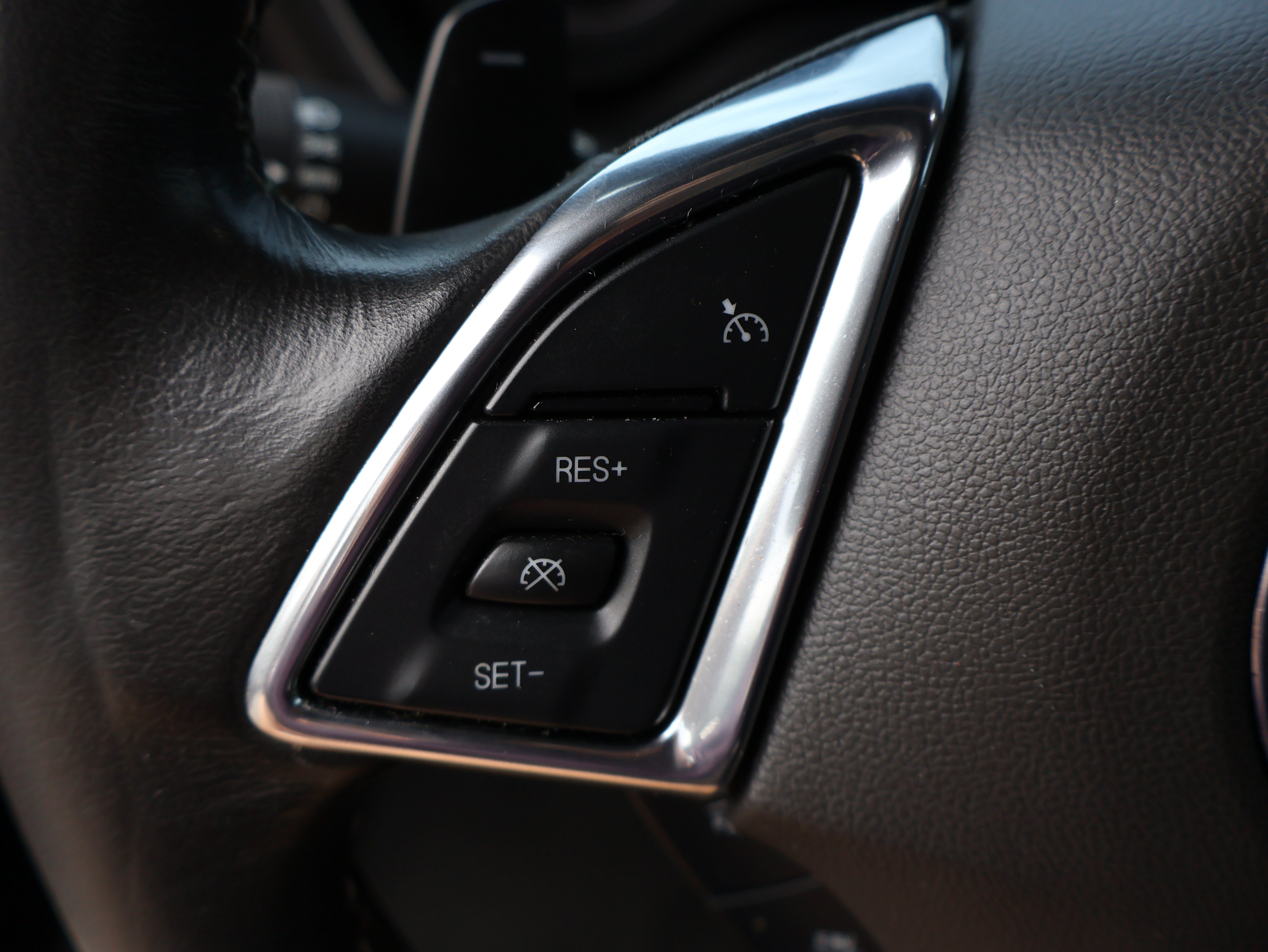 Used 2023 Chevrolet Camaro LT w/ Redline Edition RWD image 33