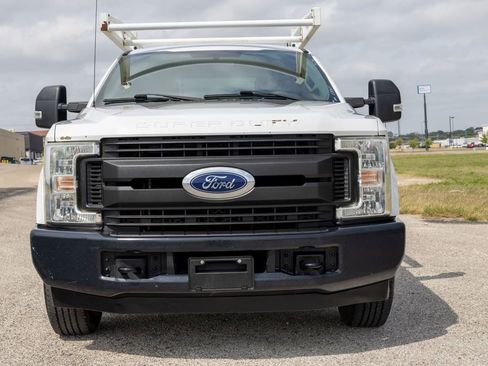 Used 2017 Ford F350 XL image 2