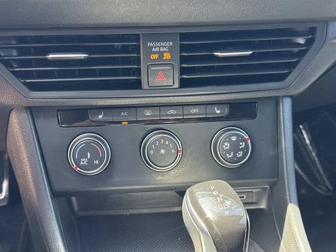 Certified 2024 Volkswagen Jetta Sport FWD image 22
