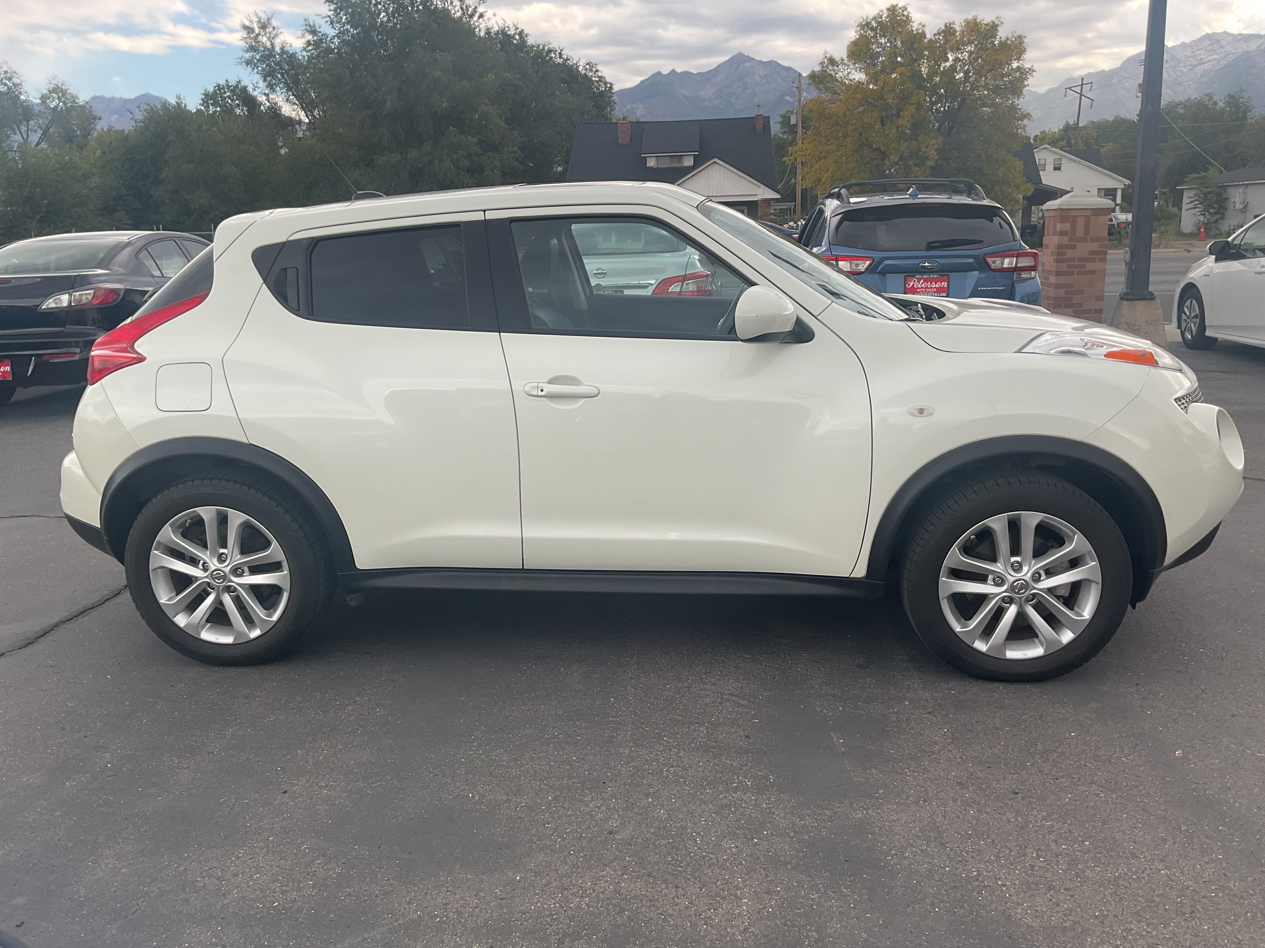 Used 2012 Nissan Juke SL AWD/4WD image 5