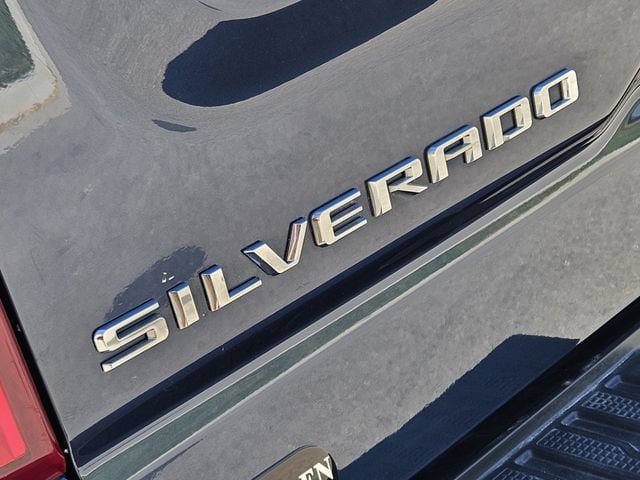 Used 2021 Chevrolet Silverado 1500 LTZ w/ LTZ Premium Texas Edition AWD/4WD image 11