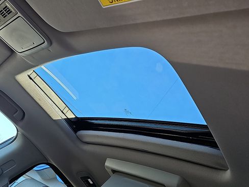 Used 2024 Honda Odyssey Elite image 20