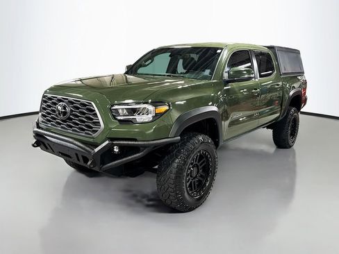 Used 2021 Toyota Tacoma TRD Off-Road w/ TRD Premium Off Road Package AWD/4WD image 1