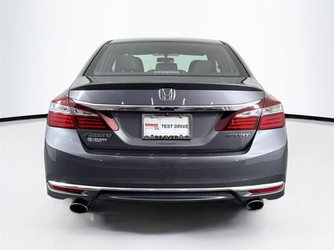 Used 2016 Honda Accord Sport image 11