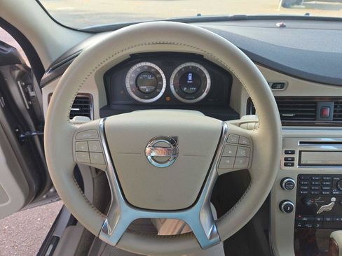 Used 2011 Volvo XC70 T6 AWD/4WD image 12
