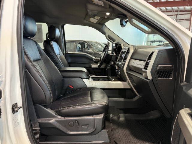 Used 2020 Ford F350 Lariat w/ Chrome Package AWD/4WD image 14