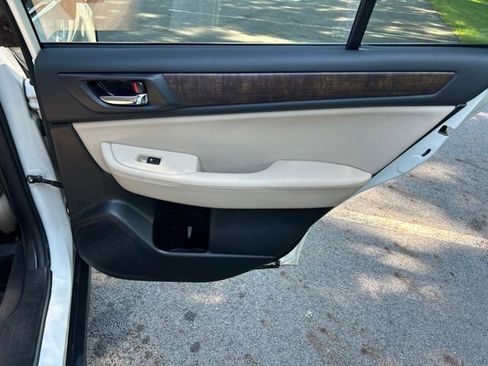 Used 2016 Subaru Outback 2.5i Limited AWD/4WD image 55