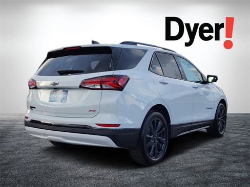 Certified 2024 Chevrolet Equinox RS w/ RS Leather Package image 5