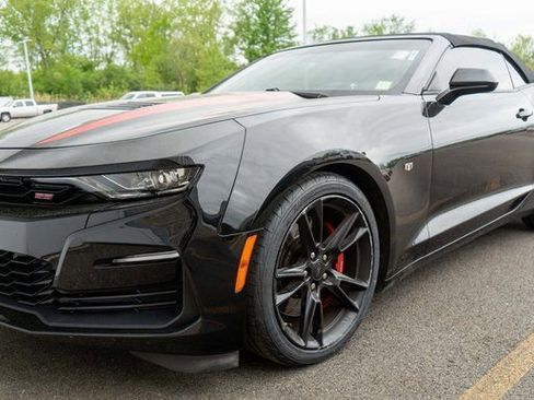Used 2019 Chevrolet Camaro SS RWD image 1
