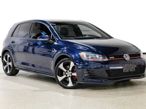 Used 2015 Volkswagen GTI SE image 4