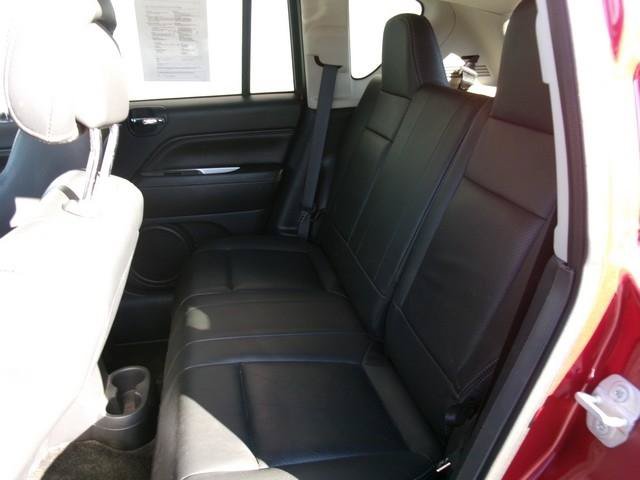 Used 2017 Jeep Compass High Altitude AWD/4WD image 24