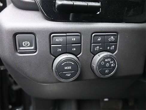 Certified 2024 Chevrolet Silverado 1500 High Country w/ High Country Premium Package image 12