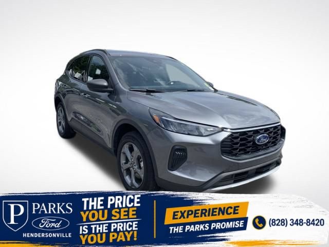 Certified 2025 Ford Escape ST-Line AWD/4WD image 1