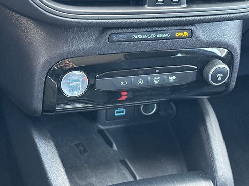 Used 2023 Ford Escape Active w/ Tech Pack #2 FWD image 21