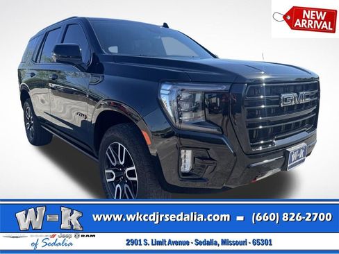 Used 2024 GMC Yukon AT4 AWD/4WD image 1