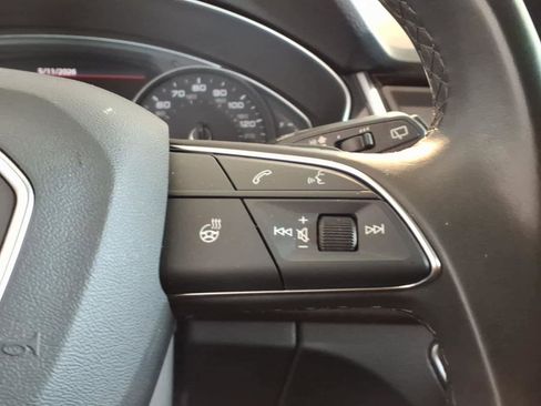 Used 2022 Audi Q5 2.0T Premium AWD/4WD image 16