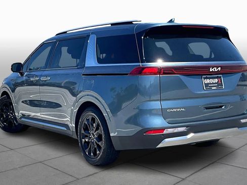 Used 2024 Kia Carnival SX Prestige image 12