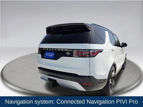 Used 2023 Land Rover Discovery Metropolitan Edition AWD/4WD image 6