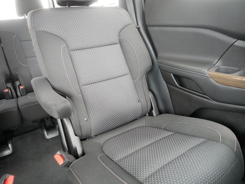 Used 2022 GMC Acadia SLE w/ Driver Convenience Package AWD/4WD image 14