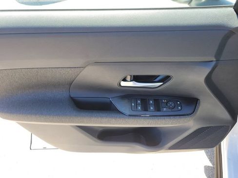 New 2026 Nissan Kicks SV FWD image 15