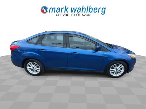 Used 2018 Ford Focus SE image 9