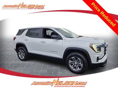 Used 2025 GMC Terrain Elevation