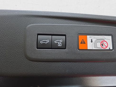 Used 2024 Lexus GX 550 w/ Cold Area Package image 15