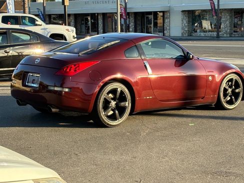 Used 2006 Nissan 350Z Touring w/ (N93) Cargo Convenience Pkg RWD image 5