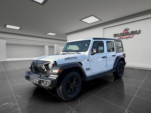 Used 2022 Jeep Wrangler Unlimited Sport AWD/4WD image 6