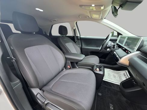 Used 2024 Hyundai Ioniq 5 SE AWD/4WD image 10