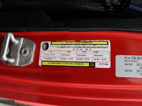 Used 2015 Jeep Wrangler Unlimited Sahara image 33