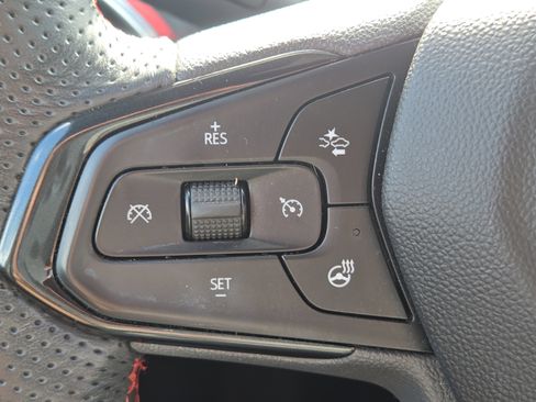 Used 2023 Chevrolet TrailBlazer RS w/ Sun and Liftgate Package image 27